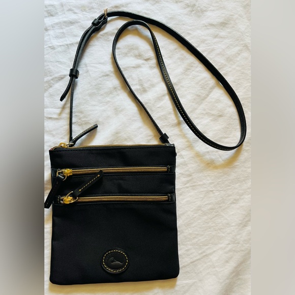 NWOT! Dooney & Bourke - Black Crossbody Bag with Gold Zippers - Picture 1 of 6